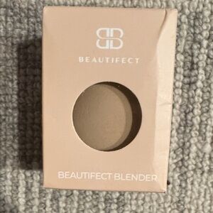 NIB BEAUTIFECT beauty blender